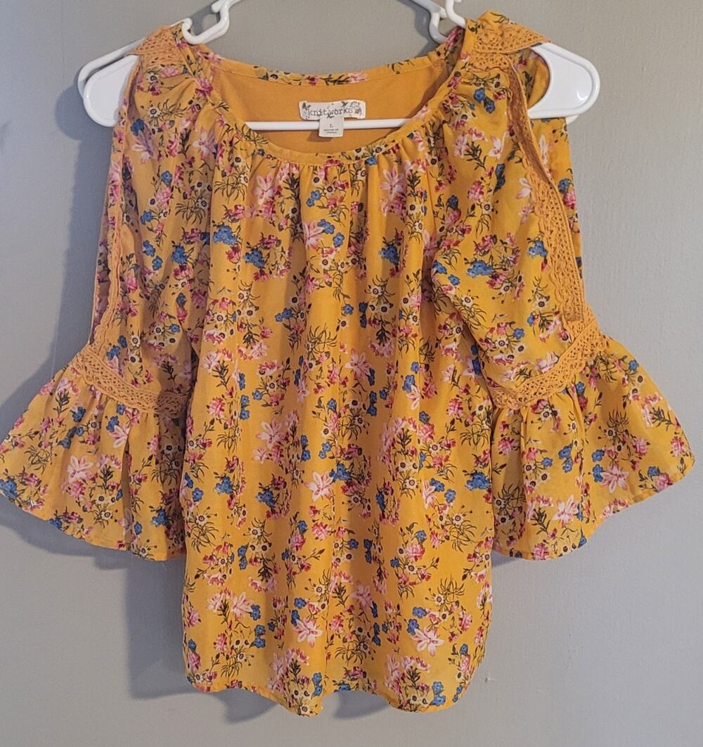 Women's slit sleeved floral pattern Large blouse by knitworks